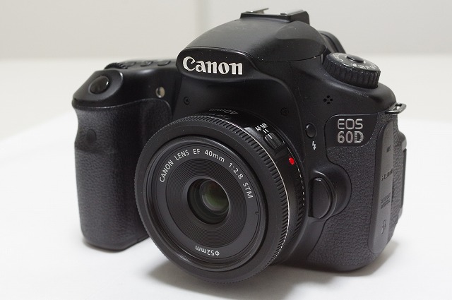 CANON EF40mm F2.8 STMパンケーキレンズレンズ(単焦点)