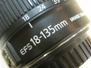 キヤノン　EF-S18-135/3.5-5.6ISSTM