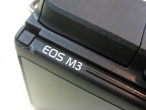 キヤノン　EOS-M3
