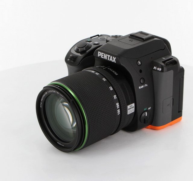 【入荷情報】旅行カメラに最適な１台！ペンタックスK-S2(ブラック ...