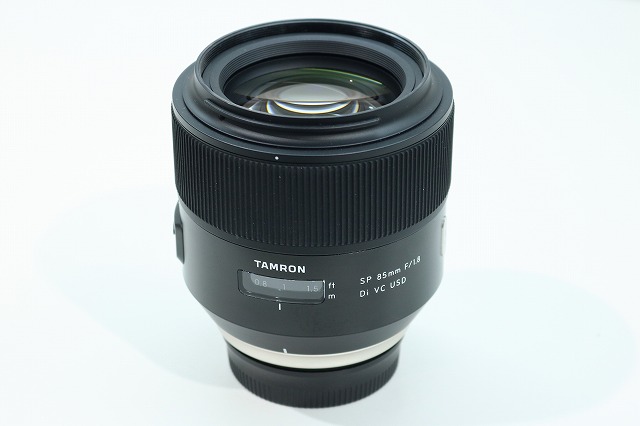 タムロンSP 85mm F/1.8 Di VC USD Canon用