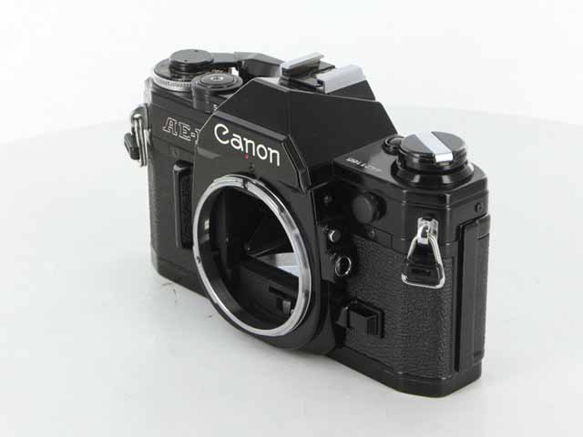 驚きの値段 untamed_com キャノン AE1 レンズ フィルムカメラ 