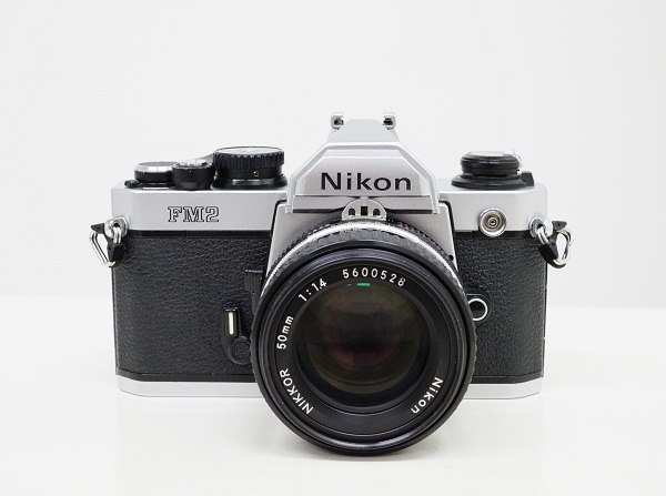 ニコン　Nikon NEW FM2 フィルムカメラボディ