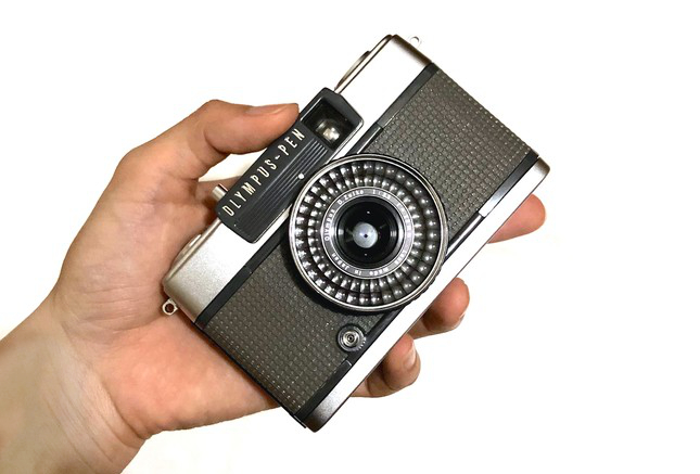 【完動品】OLYMPUS PEN EE2 フィルムカメラ【美品】フィルムカメラ