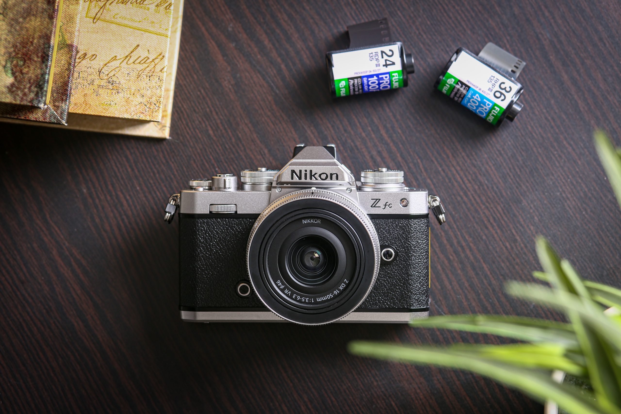 Nikon Z fc 16-50 VR SLレンズキット ミラーレスカメラ - デジタル一眼